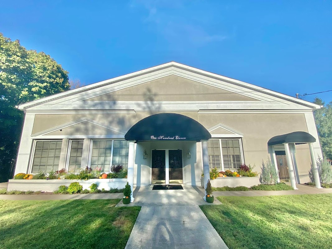 Storke Funeral Home building in Bowling Green, Virginia