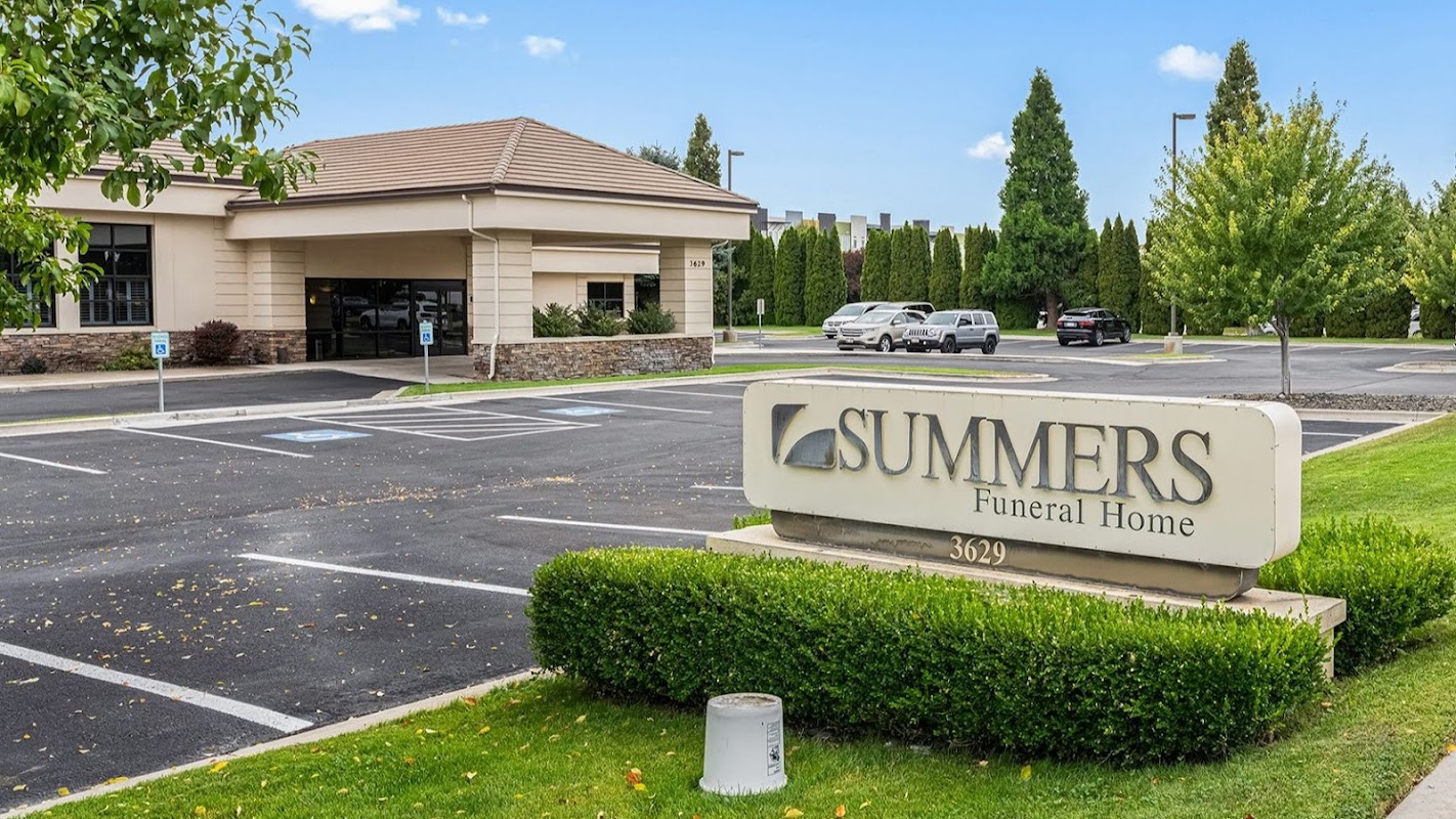 Summers Funeral Homes-Ustick Chapel building in Meridian, Idaho