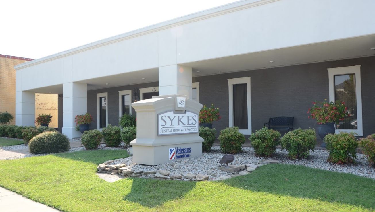 Sykes Funeral Home & Crematory building in Clarksville, Tennessee