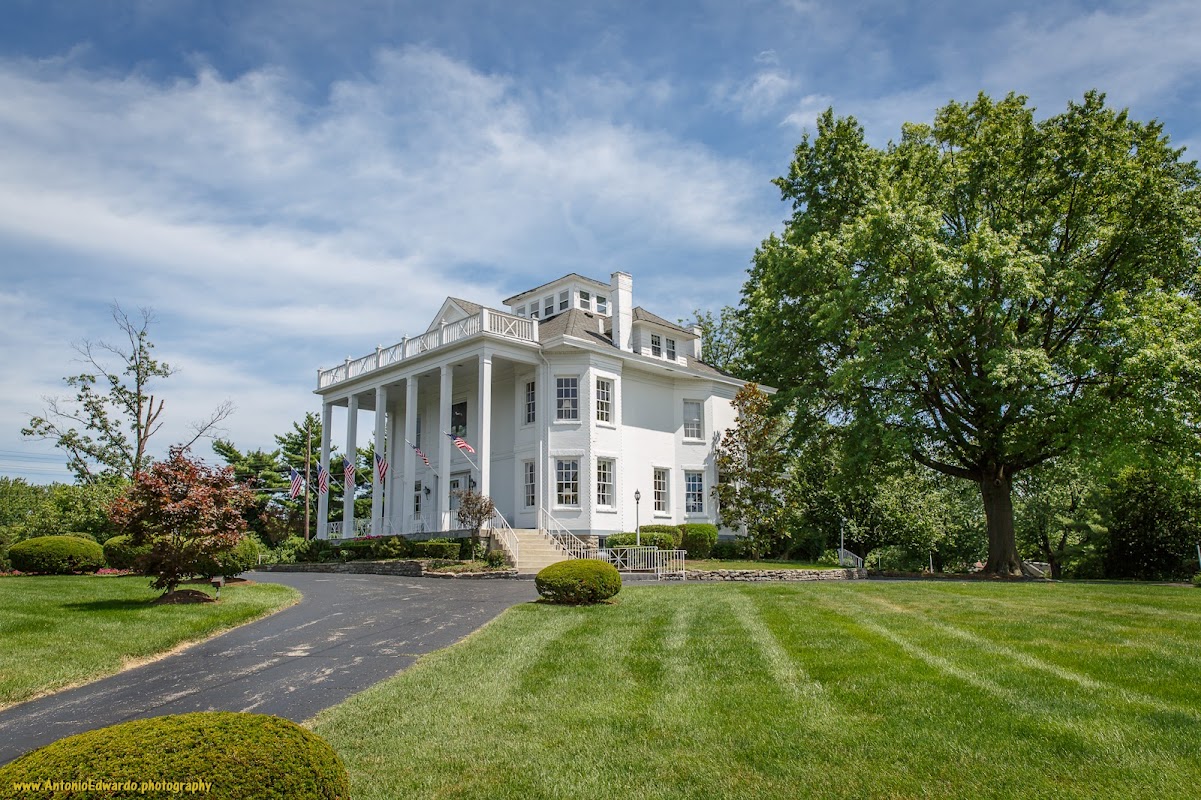 Thomas-Justin Memorial Funeral Home building in Cincinnati, Ohio