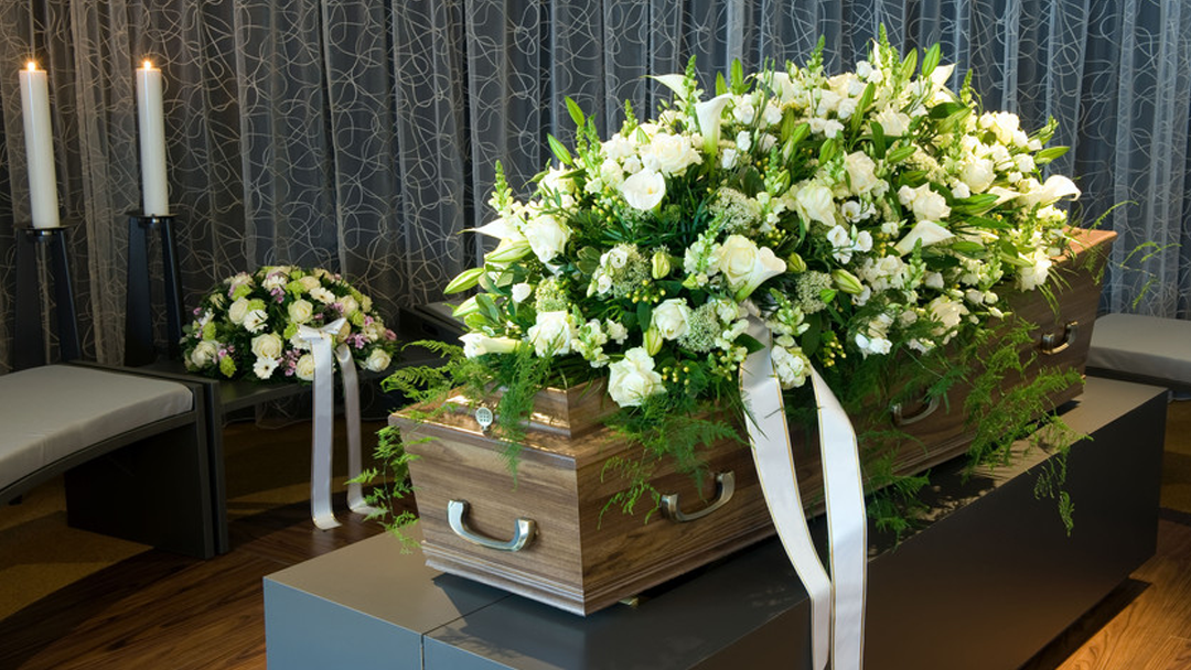 Thurston-Lindberg-DeShaw Funeral Homes building in Anoka, Minnesota