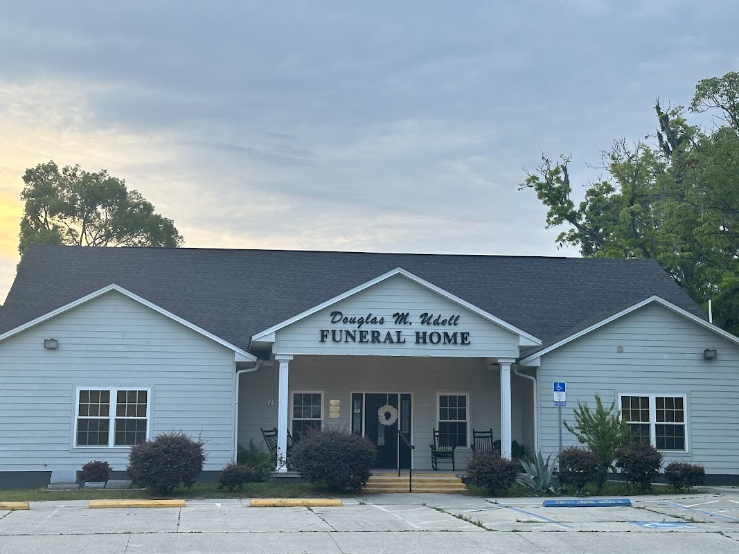 Udell Funeral Home building in Live Oak, Florida