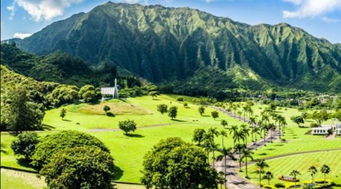 Valley Of The Temples Memorial Park & Funeral Homes building in Kaneohe, Hawaii