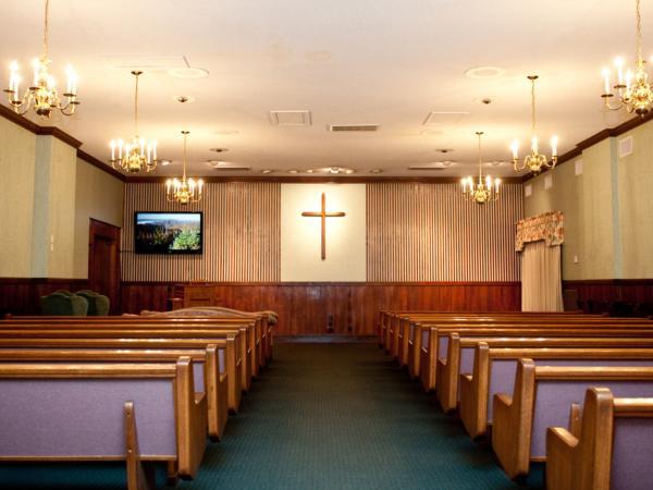 Vanderwall Funeral Home building in Dayton, Tennessee