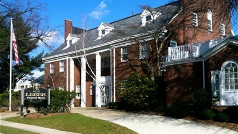 Volk-Leber Funeral Home building in Teaneck, New Jersey