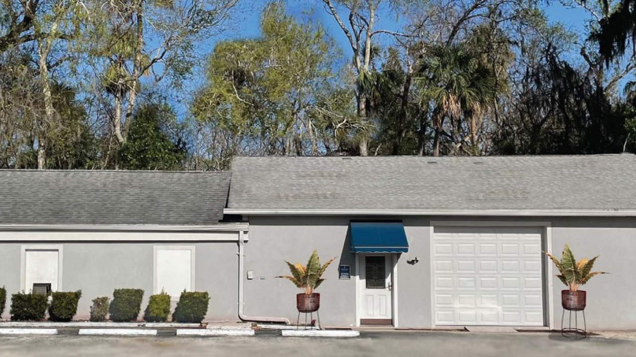 Volusia County Cremation Society building in Daytona Beach, Florida