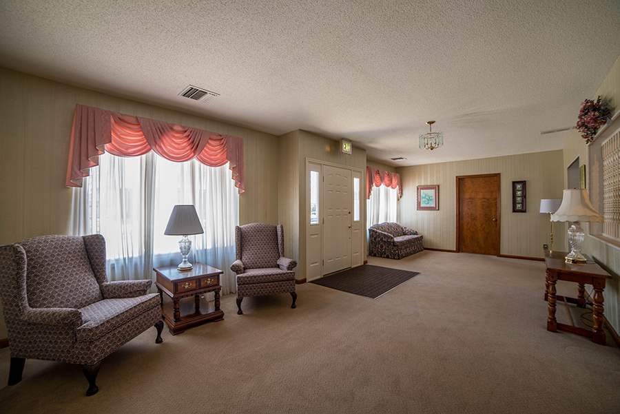 Wade Funeral Home building in Haubstadt, Indiana