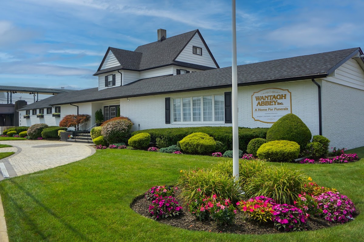Wantagh Abbey Inc building in Wantagh, New York