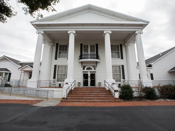 Weaver Funeral Home building in Bristol, Tennessee