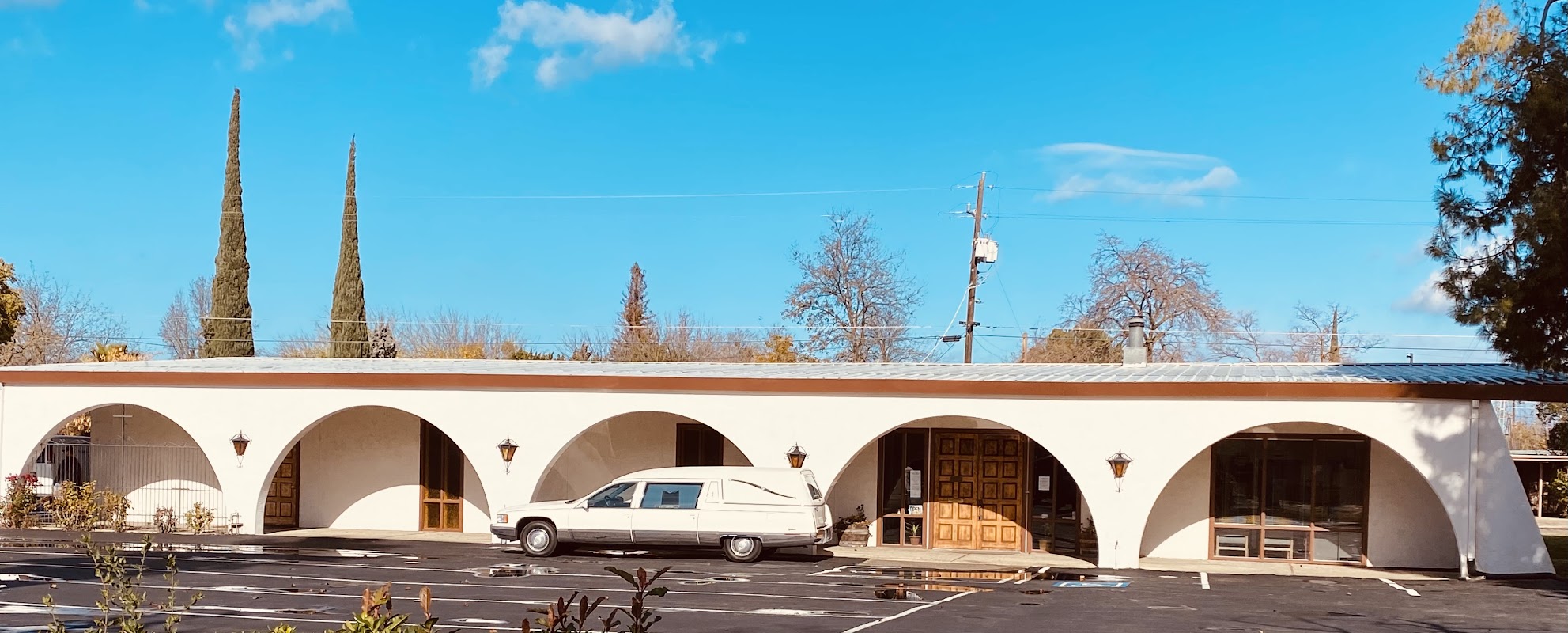 Whitehurst Funeral Chapel building in Dos Palos, California