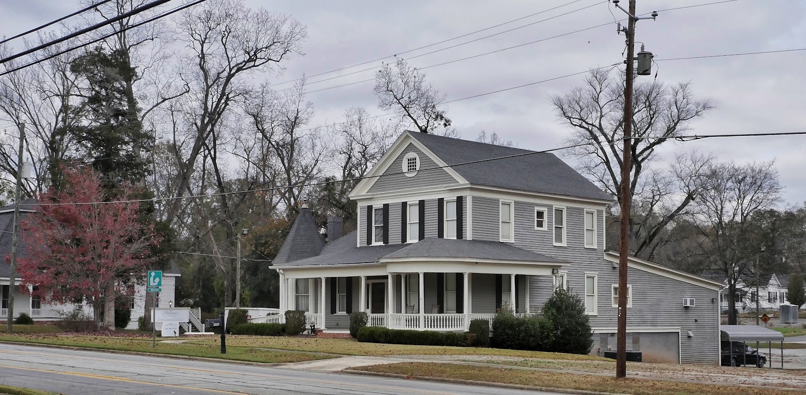 Williams Funeral Home & Crematory building in Eatonton, Georgia