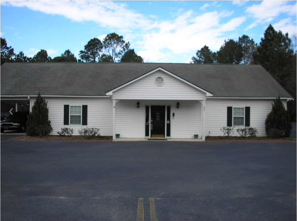 Wood Funeral Home building in Metter, Georgia