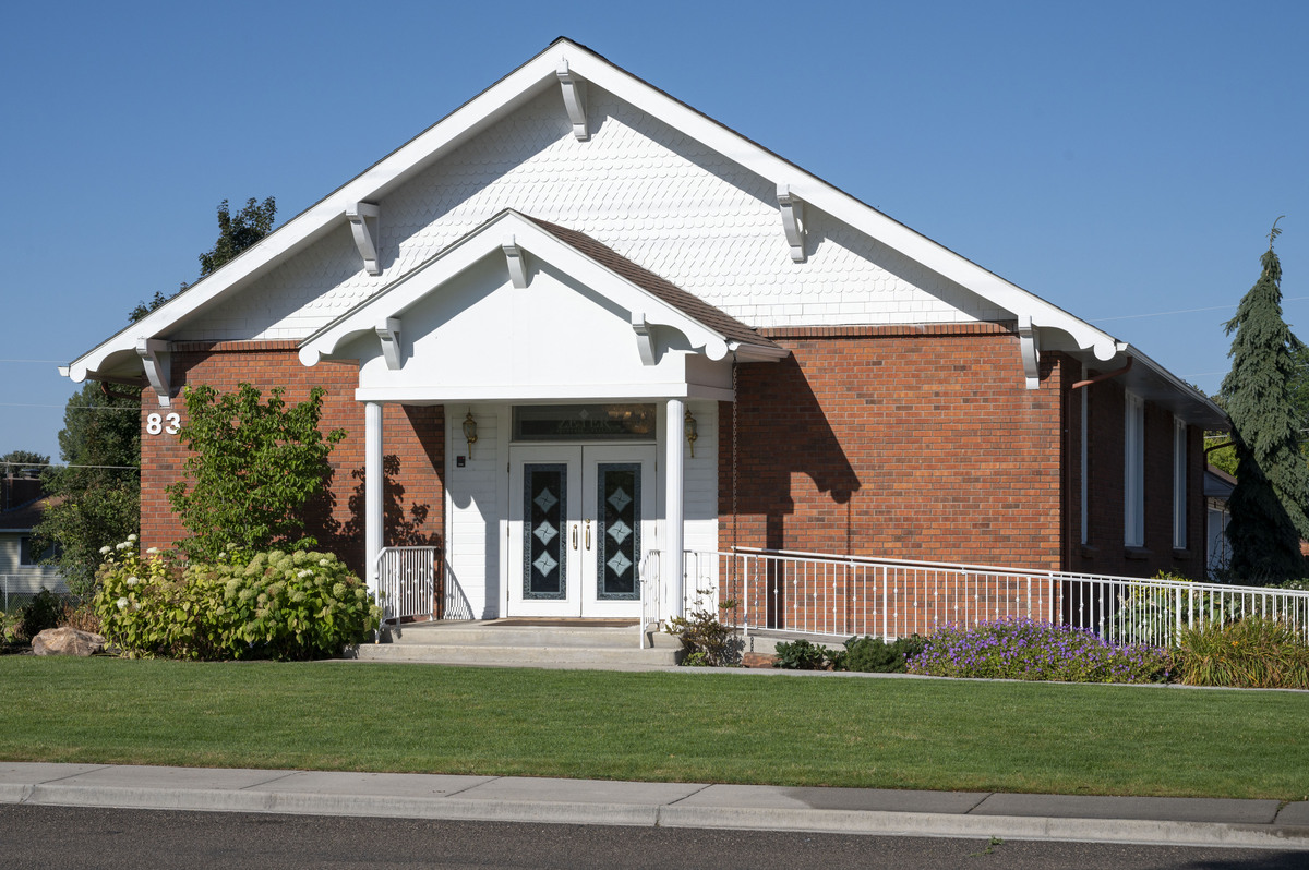 Zeyer Funeral Chapel building in Nampa, Idaho